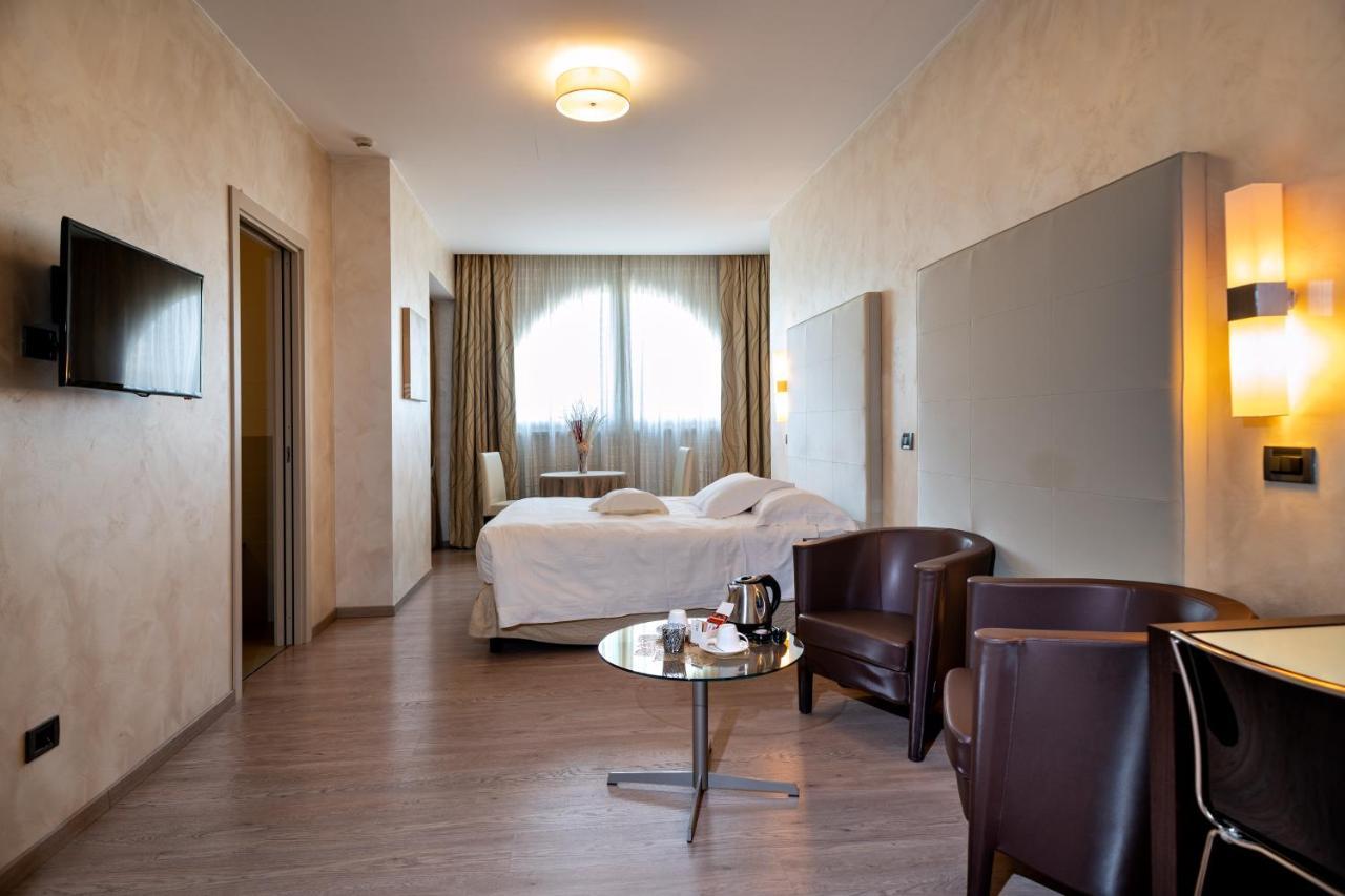 Hotel La Cartiera Vignola  Eksteriør bilde